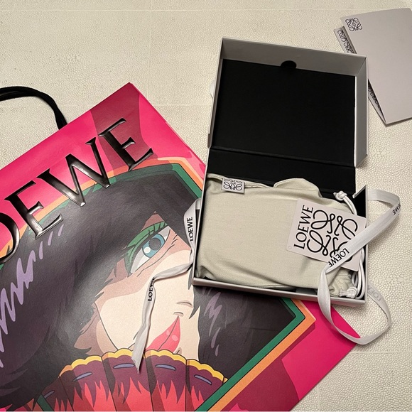 Loewe Howl's moving castle - Calcifer trifold wallet - limited edition - Picture 4 of 8